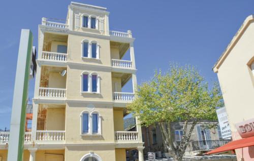 Figarella Apartment | Stunning Apartment In Bastia