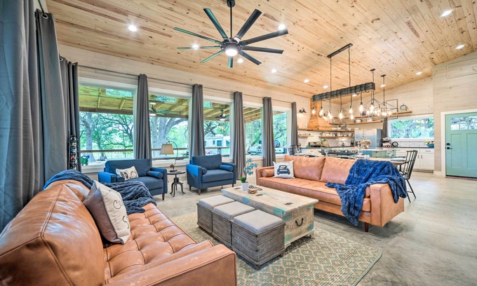 Blanco House | Stunning Blanco Home w/Direct River Access!