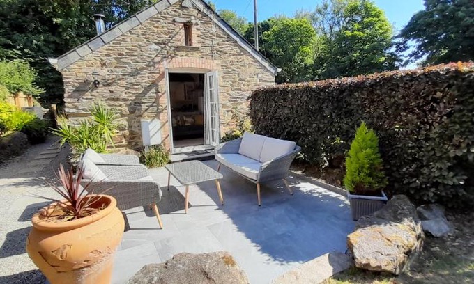 Grampound House | Stunning cosy barn in peaceful rural Cornwall