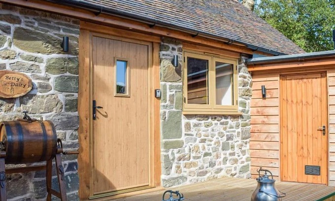 Acton Scott House | Stunning cottage nestled under the Longmynd Hills.