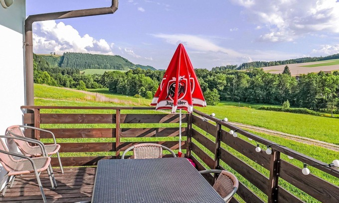 Starkov House | Stunning private villa for 6 people with WIFI, pool, TV, patio, pets allowed and panoramic view