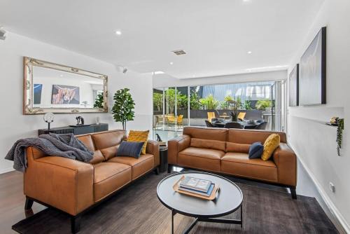 Richmond House | Stunning Executive Townhouse in Richmond