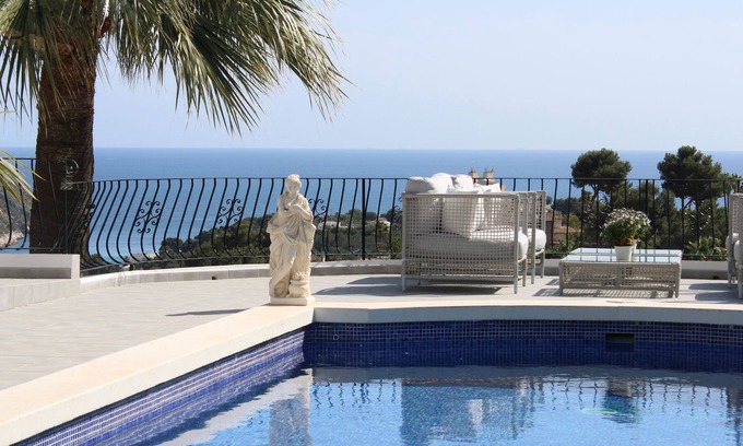 Arnella Villa | Stunning, Fabulous 5 star luxury villa overlooking El Portet Bay.