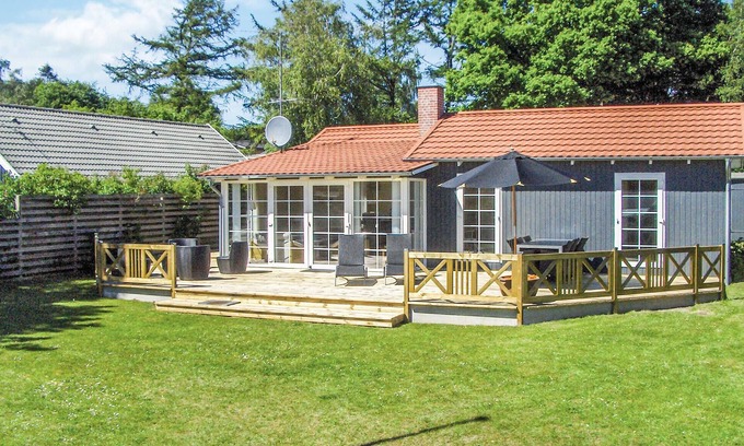 Lyngsbæk Strand House | Stunning home in Ebeltoft with kitchen