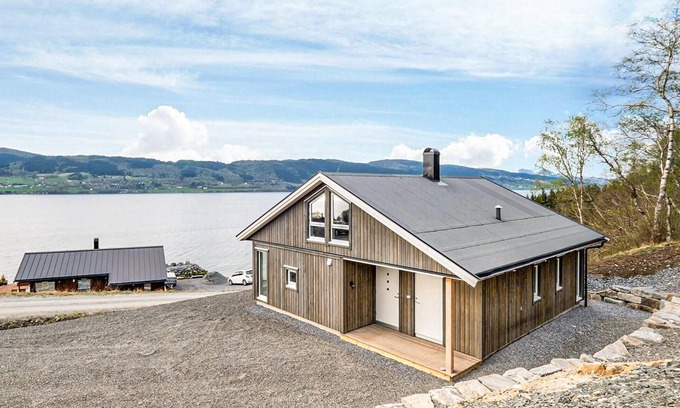 Gjemnes Municipality House | Stunning home in Gjemnes with WiFi