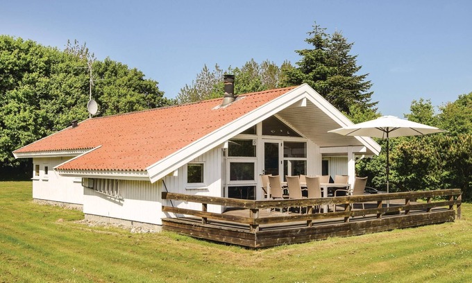 Ristinge House | Stunning home in Humble with WiFi