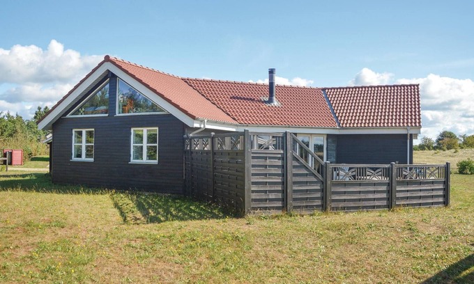 Ringkøbing-Skjern Municipality House | Stunning home in Skjern with kitchen