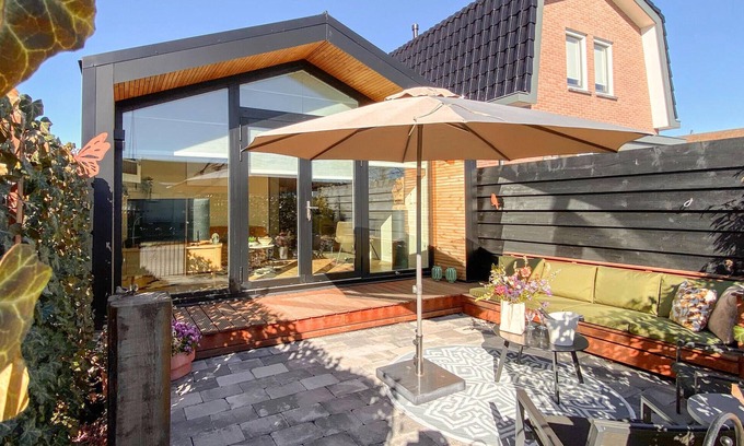 Bunschoten House | Stunning house in Spakenburg