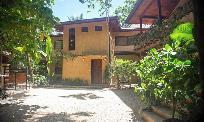 Playa Guiones House | Stunning Luxury Home - Walk to Beach - 11-14 guests
