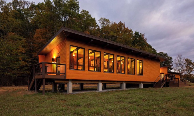 Clearville Cabin | Stunning Modern Private Cabin at River Mountain Resort