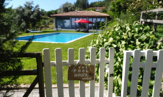Portela House | Stunning Mountain Retreat, with private pool, BBQ, fire pit, Wifi