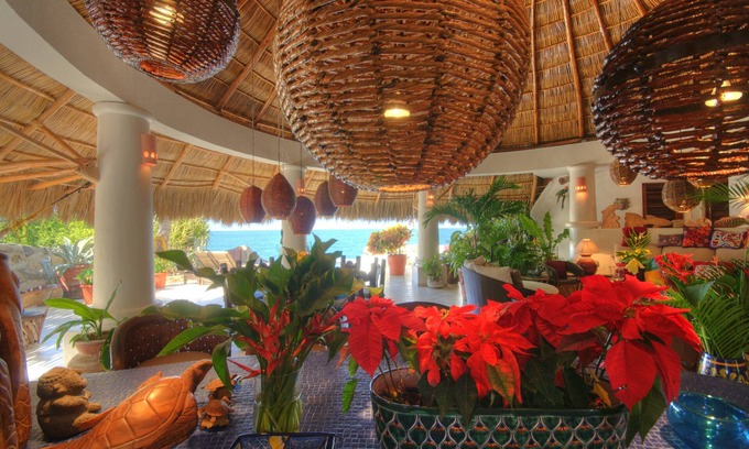 Platanitos Villa | Stunning Oceanfront Villa on the Riviera Nayarit