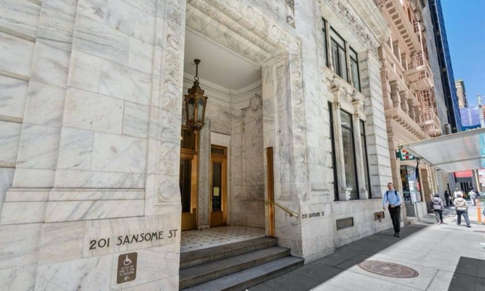 Chinatown Condo | Stunning Penthouse Condo in Iconic Building - Heart of SF Financial District, AC