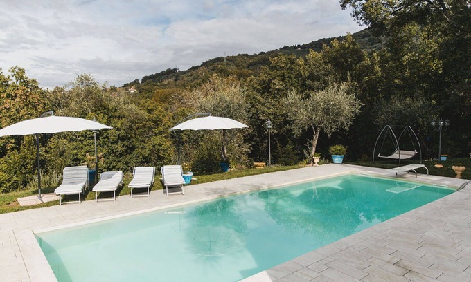 Castelnuovo Magra Villa | Stunning private villa with private pool, A/C, WIFI, TV, patio, panoramic view and parking