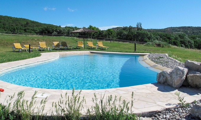 Saint Maime House | Stunning private villa with WIFI, private pool, TV, terrace, panoramic view and parking