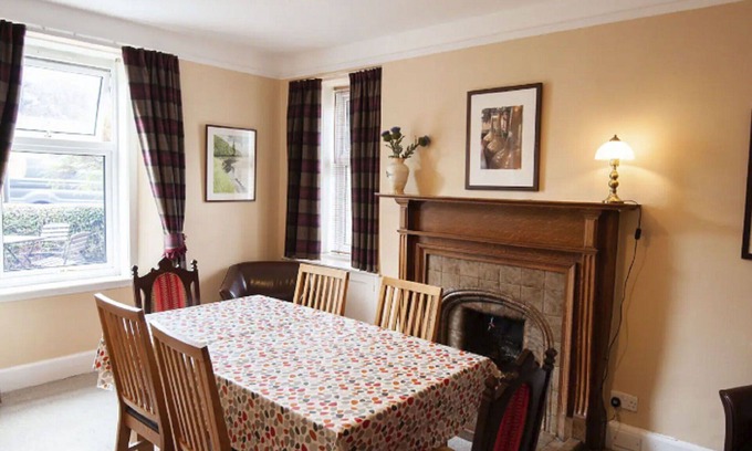 Drumnadrochit House | Stunning private villa for 6 guests with WIFI, TV and patio