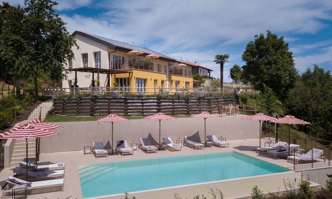Monteu Roero Villa | Stunning private villa for 26 guests with WIFI, private pool, A/C, patio and parking, close to A.