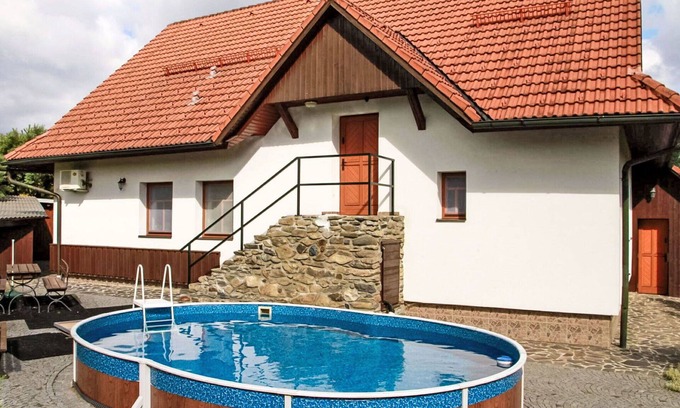 Vysocina Villa | Stunning private villa for 16 people with private pool, WIFI, TV and patio
