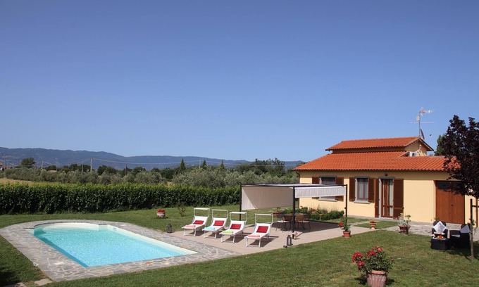 Ferretto Villa | Stunning private villa with A/C, WIFI, private pool, TV, panoramic view, parking, close to Cortona