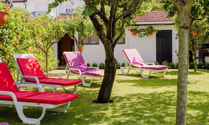 Fao House | Stunning private villa for 4 people with WIFI, TV, terrace and parking
