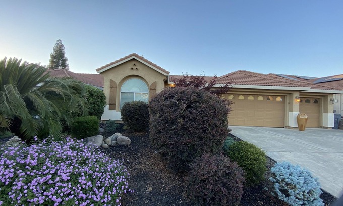 Rocklin House | STUNNING ROCKLIN HOME! 4BED,3 BATH,3 CAR GARAGE!