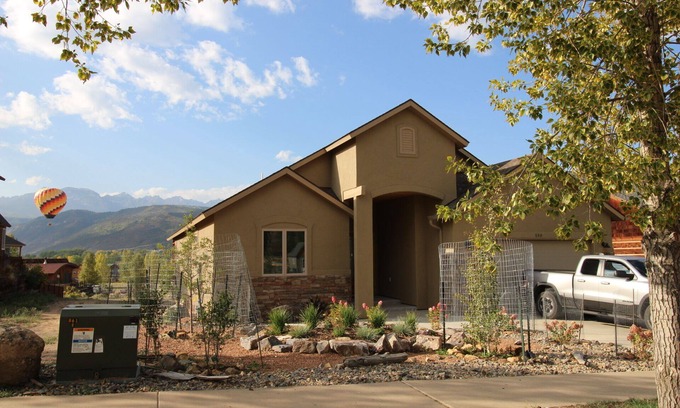 Ridgway Apartment | Stunning San Juan Mountain Views! Walking to Downtown Ridgway! Lower Level