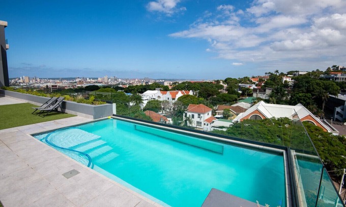 Windermere Apartment | Stunning Slick 902 Florida Road
