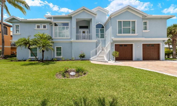 Beachview Country Club Estates House | STUNNING! SPECIAL HALF OFF MAY AND JUNE!