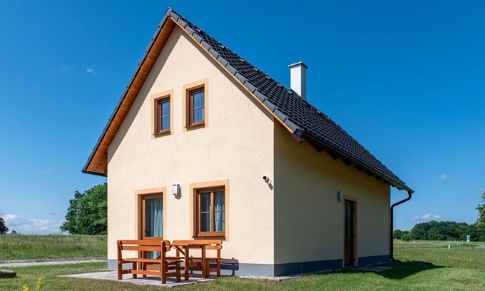 Straz nad Nezarkou House | Stunning villa for 5 guests with WIFI, TV, terrace, pets allowed and parking