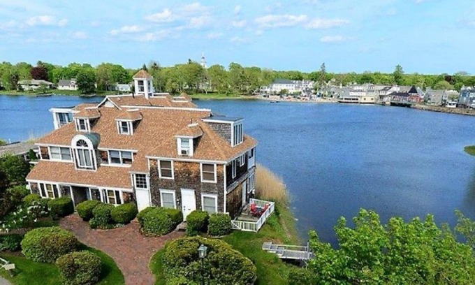 Kennebunk Condo | Stunning Waterfront Condo with deck, Walk to Shops and Restaurants