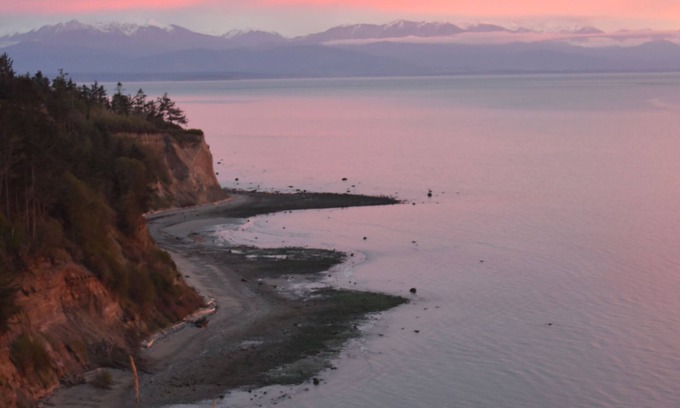 Oak Harbor House | Stunningly Beautiful High Bank Waterfront Property!