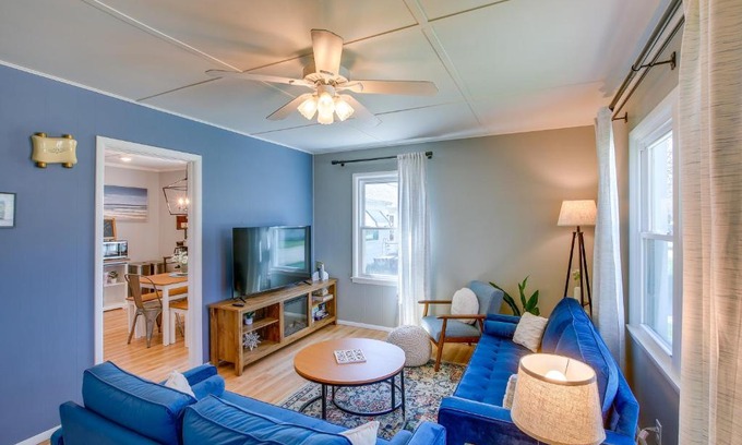 Sturgeon Bay House | Sturgeon Bay Home about 6 Mi to Potawatomi State Park