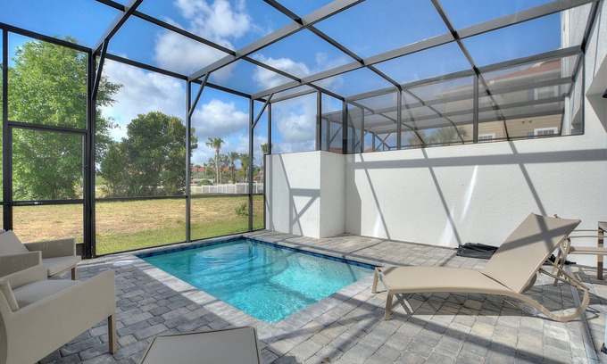 Loughman House | Stylish 3-Story Townhome with Private Hot Tub, Near Disney and Orlando Attractio
