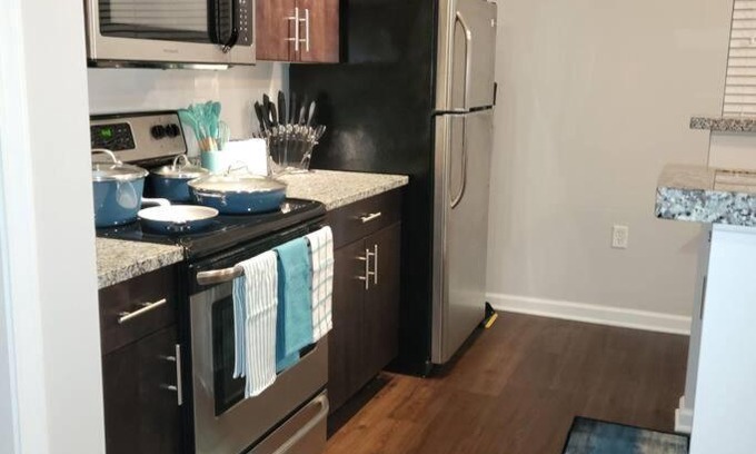 Saint Marys  Allen County Apartment | Stylish and Spacious, close to the Hospital.