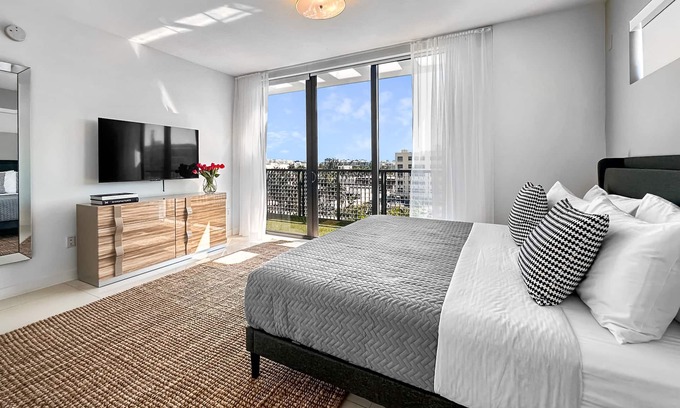 Bay Harbor Islands Apartment | Stylish and Spacious 2BD Terrace Apt | Balcony, Kitchen and Daily Housekeeping