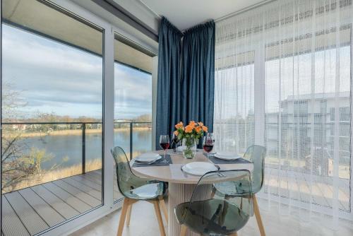 Dziwnow Apartment | Stylish Apartment with Parking in Wellness & SPA Resort Dziwnów by Noclegi Renters
