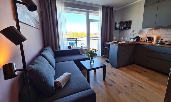 Sarkandaugava Apartment | Stylish apartment with parking & spacious balcony