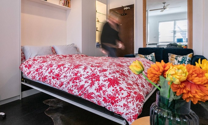 Darlinghurst Apartment | Stylish Art Deco Studio in the heart of Rushcutters Bay