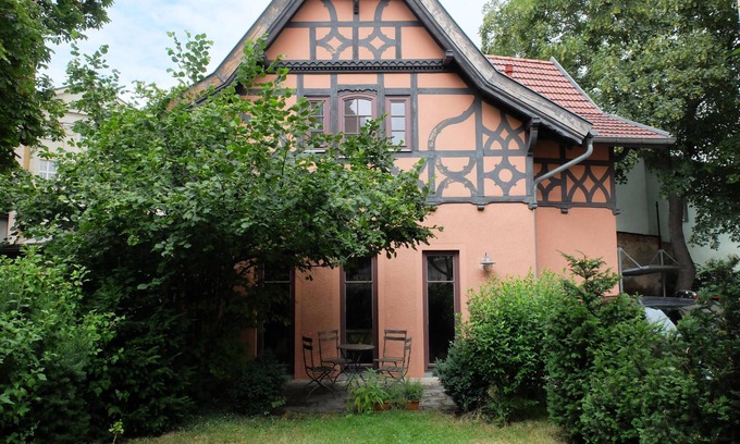 Weimar House | Stylish holiday house with terrace - cozy facilities in the center v. Weimar