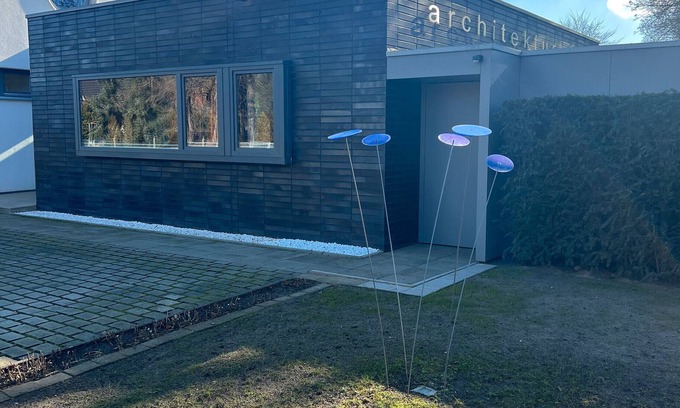 Meppen House | Stylish New Holiday Apartment with Shared Terrace, Shared Garden, and Wi-Fi