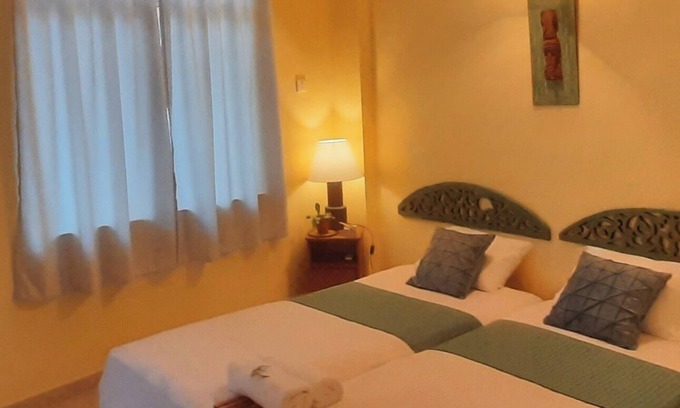 Wellawatta North Apartment | Stylish one bedroom apartment in Colombo