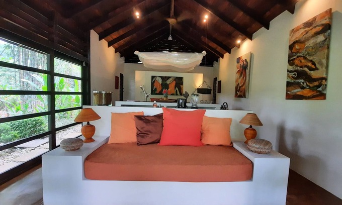 Ballena House | Stylish Open Living, Garden Bathroom & Pool for Honeymooner and Nature Lovers