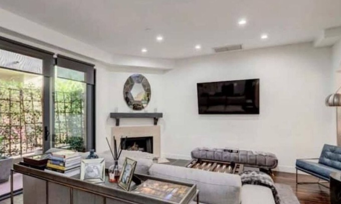 Wilshire Montana House | Stylish, Peaceful Home- Amazing Location!