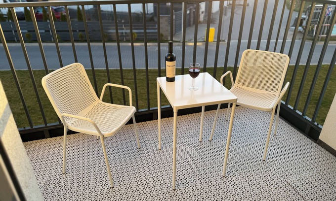 Pierwoszyno Apartment | Stylish seaside escape in Nowe Pogórze! Relax & enjoy the view! Wifi free