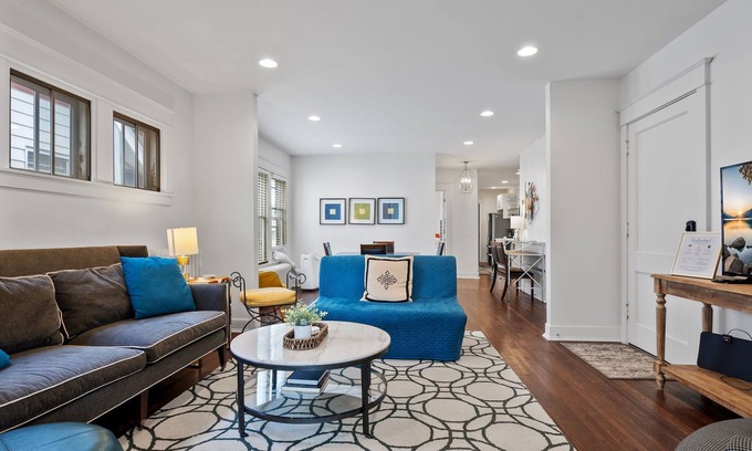 Union Park Apartment | Stylish Stay for Families Near Campus