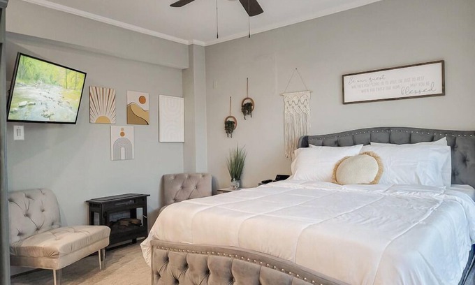York Apartment | Stylish Studio Apartment