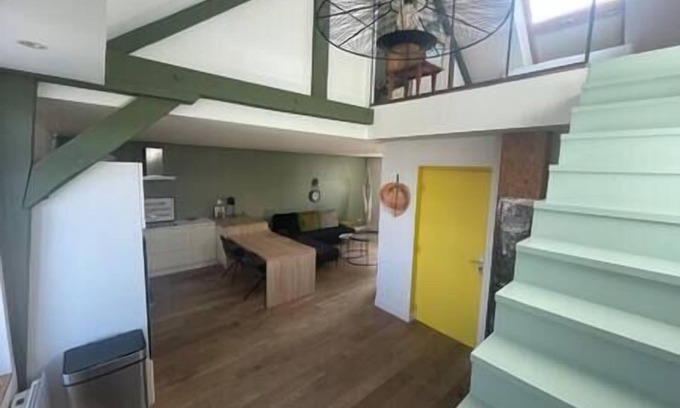 Rosendael Apartment | Stylish urban apartment (without children)