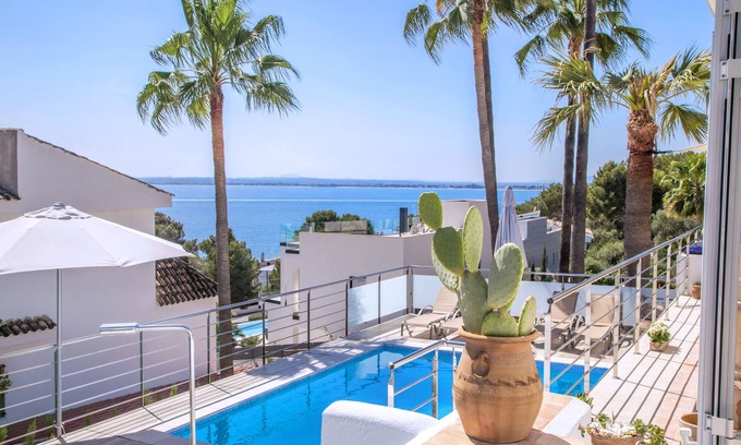 Alcanada Villa | Stylish villa with sea view and pool in Alcudia