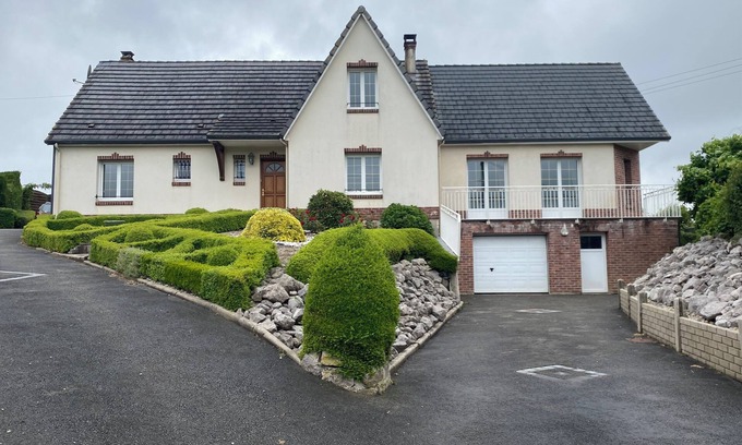 Fiefs House | Sublime, cozy 8-9 person gite in the green hills of the Ternois in Fiefs (62)