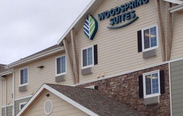 Watford City Hotel | Suburban Studios Watford City